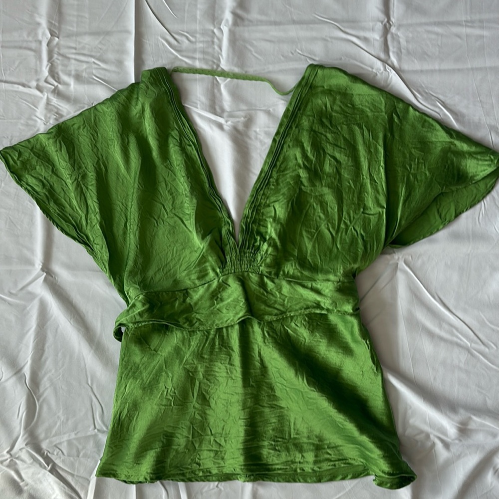 BCBG green top